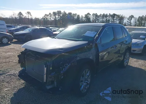 2023 Toyota Rav4 Xle Premium z USA, uszkodzony, nr VIN 2T3A1RFV7PC372113